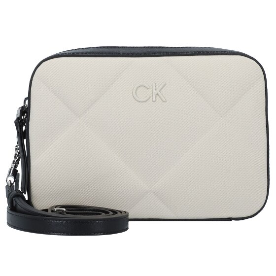 Calvin Klein Quilt Umhängetasche 23 cm Calvin Klein Quilt Umhängetasche 23 cm