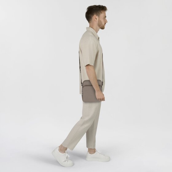 Boss New Crosstown Umhängetasche Leder 24 cm