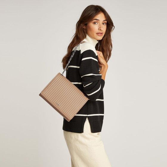 Calvin Klein Mini Line Quilt Schultertasche 26 cm