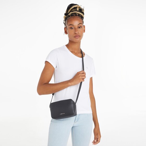 Calvin Klein Ck Must Umhängetasche 19 cm