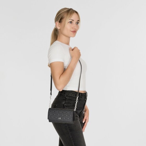 Calvin Klein CK Daily Clutch Tasche 19 cm Calvin Klein CK Daily Clutch Tasche 19 cm