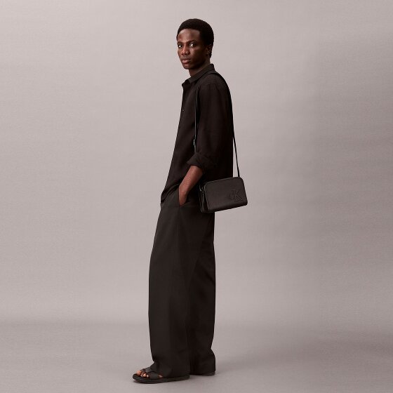 Calvin Klein Sculpted Umhängetasche 22.5 cm