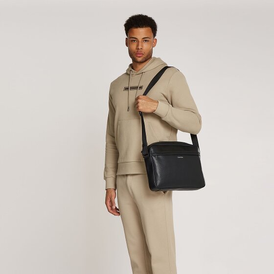 Calvin Klein CK Must Laptoptasche 37 cm Calvin Klein CK Must Laptoptasche 37 cm