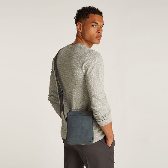 Calvin Klein CK Refined Mini Bag Umhängetasche 17 cm Calvin Klein CK Refined Mini Bag Umhängetasche 17 cm