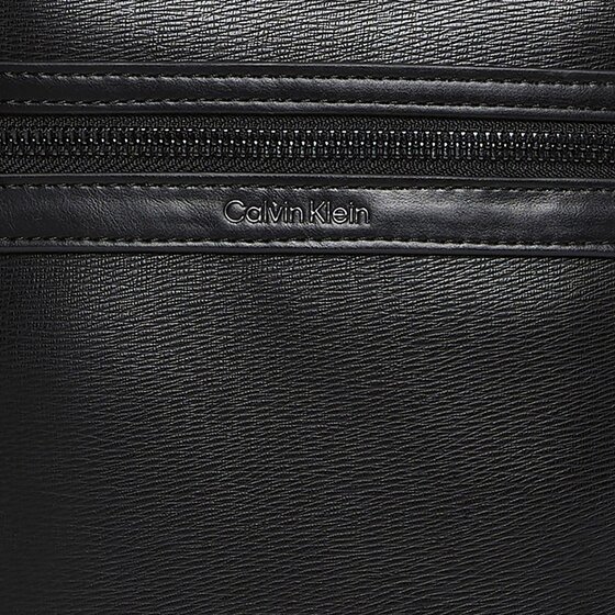 Calvin Klein Zip Umhängetasche 20 cm