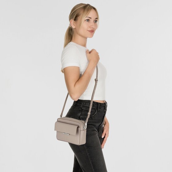 Calvin Klein CK Linear Umhängetasche 20.5 cm