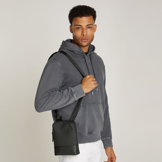 Calvin Klein Tech Sensual Mini Bag Umhängetasche 17 cm Calvin Klein Tech Sensual Mini Bag Umhängetasche 17 cm