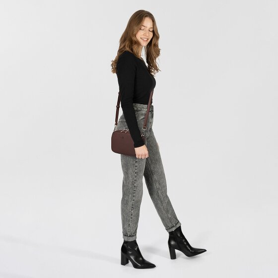 Lacoste Core Essentials Daily City Umhängetasche 21 cm