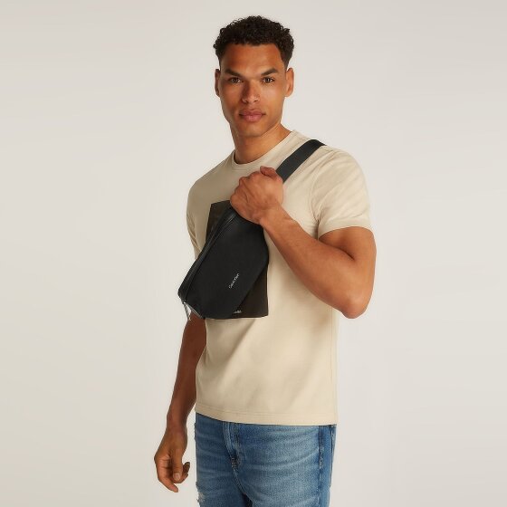 Calvin Klein CK Must Gürteltasche 28 cm Calvin Klein CK Must Gürteltasche 28 cm