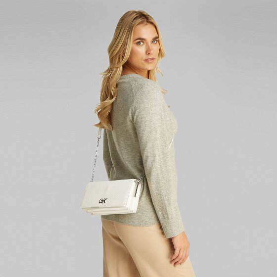 Calvin Klein Re-Lock Umhängetasche 24 cm