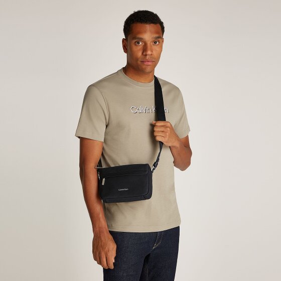 Calvin Klein CK Must Umhängetasche 20.5 cm