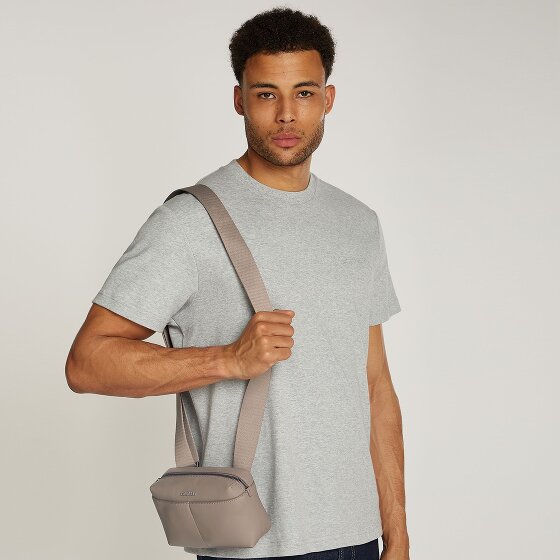 Calvin Klein Clean Essential Umhängetasche 20 cm