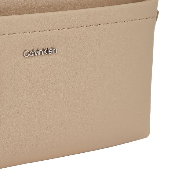 Calvin Klein CK Must Schultertasche 21.5 cm