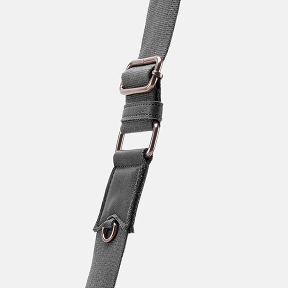 FredsBruder Layer Umhängetasche Leder 38 cm