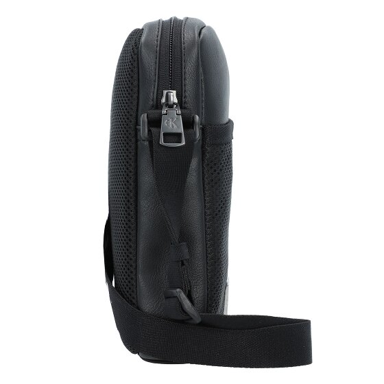 Calvin Klein Jeans Tagged Umhängetasche 18 cm