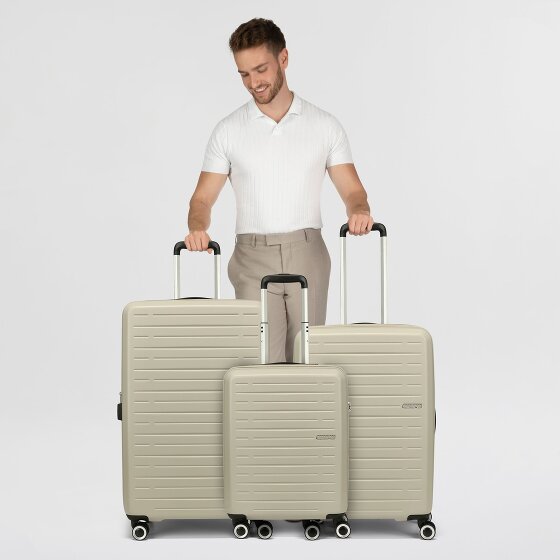 American Tourister Aerojoy 4 Rollen Kofferset 3-teilig mit Dehnfalte American Tourister Aerojoy 4 Rollen Kofferset 3-teilig mit Dehnfalte