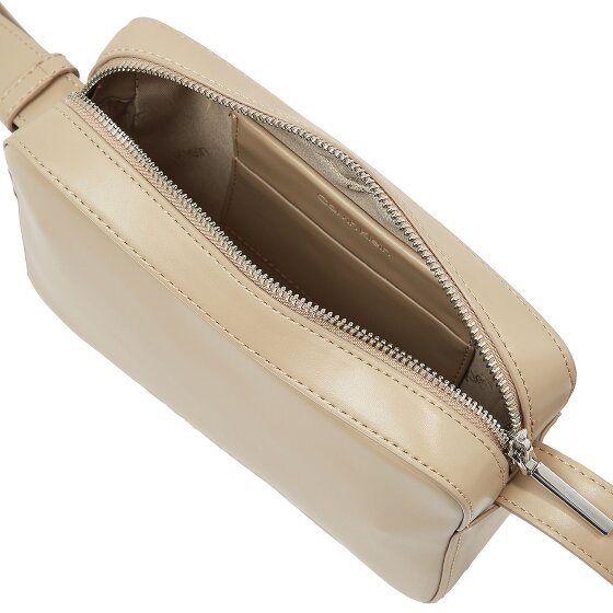 Calvin Klein Embossed Umhängetasche 22.5 cm