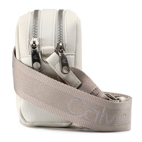 Calvin Klein Ultralight Umhängetasche 20 cm