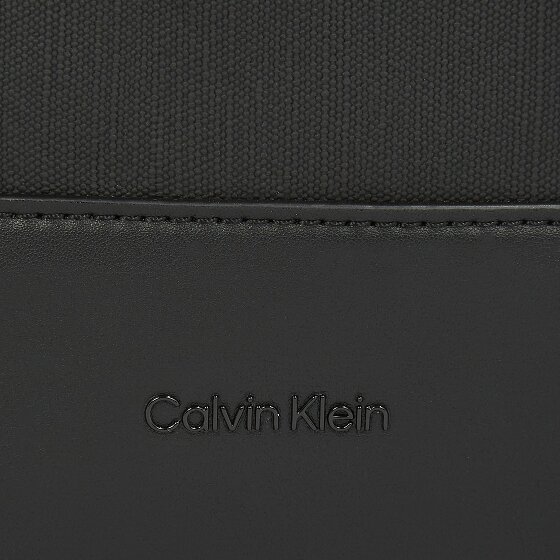 Calvin Klein Tech Sensual Mini Bag Umhängetasche 17 cm Calvin Klein Tech Sensual Mini Bag Umhängetasche 17 cm