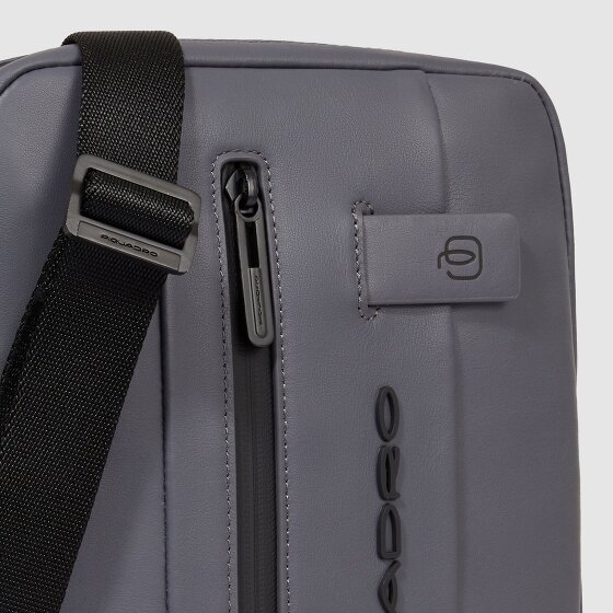 Piquadro Urban Umhängetasche Leder 22 cm