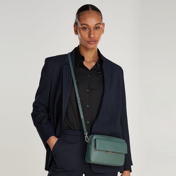 Calvin Klein CK Linear Umhängetasche 20.5 cm