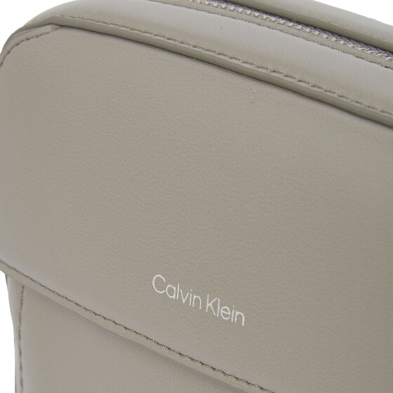 Calvin Klein CK Sleek Umhängetasche 16.5 cm Calvin Klein CK Sleek Umhängetasche 16.5 cm