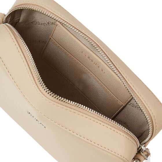 Calvin Klein CK Mixmedia Umhängetasche 22 cm Calvin Klein CK Mixmedia Umhängetasche 22 cm