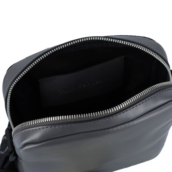 Calvin Klein Jeans Ultralight Umhängetasche 18 cm Calvin Klein Jeans Ultralight Umhängetasche 18 cm