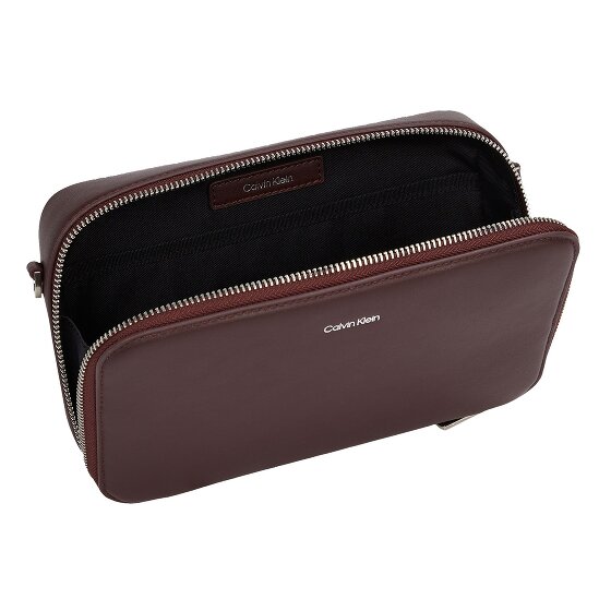 Calvin Klein CK Sleek Umhängetasche 23 cm