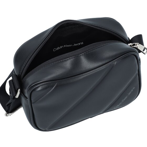 Calvin Klein Jeans Quilted Umhängetasche 19.5 cm