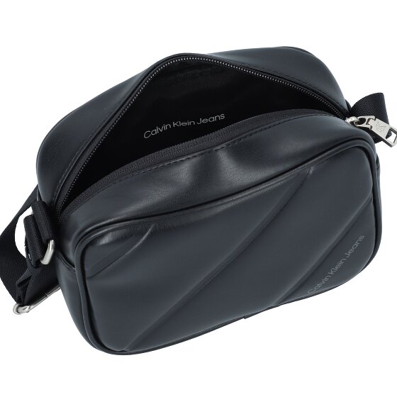 Calvin Klein Jeans Quilted Umhängetasche 19.5 cm