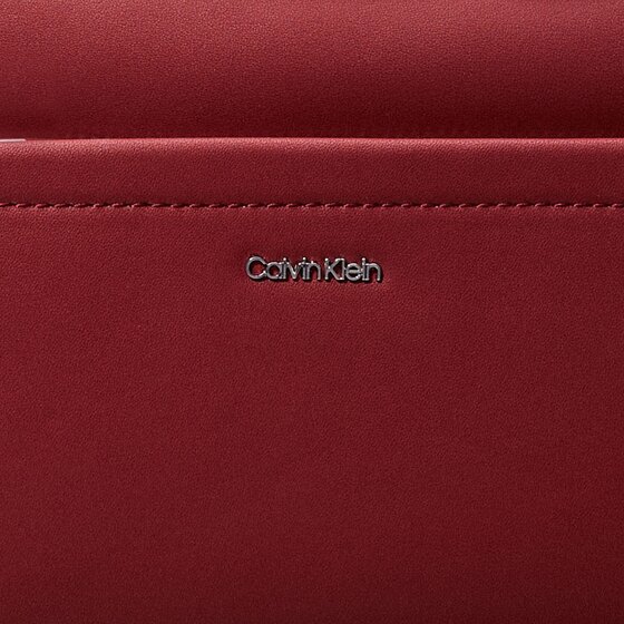 Calvin Klein CK Must Schultertasche 21.5 cm