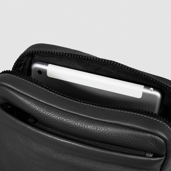 Piquadro Than Umhängetasche RFID Schutz Leder 22 cm