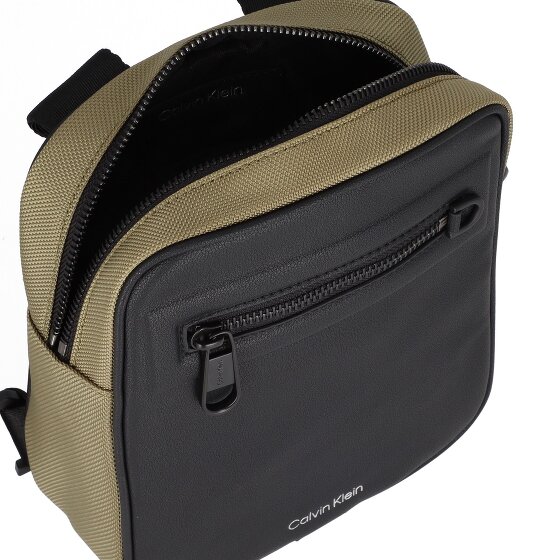 Calvin Klein CK Elevated Umhängetasche 17 cm