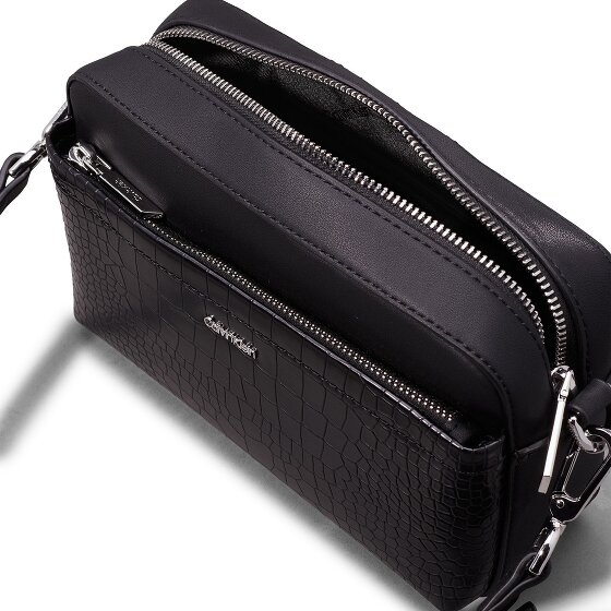 Calvin Klein CK Must Schultertasche 21.5 cm