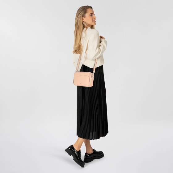 Braun Büffel Hanna Umhängetasche Leder 23 cm